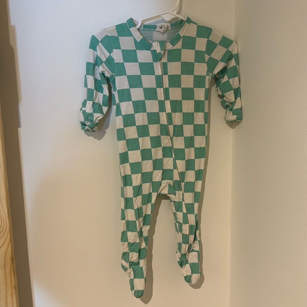 Larkspur baby 0-3 months
